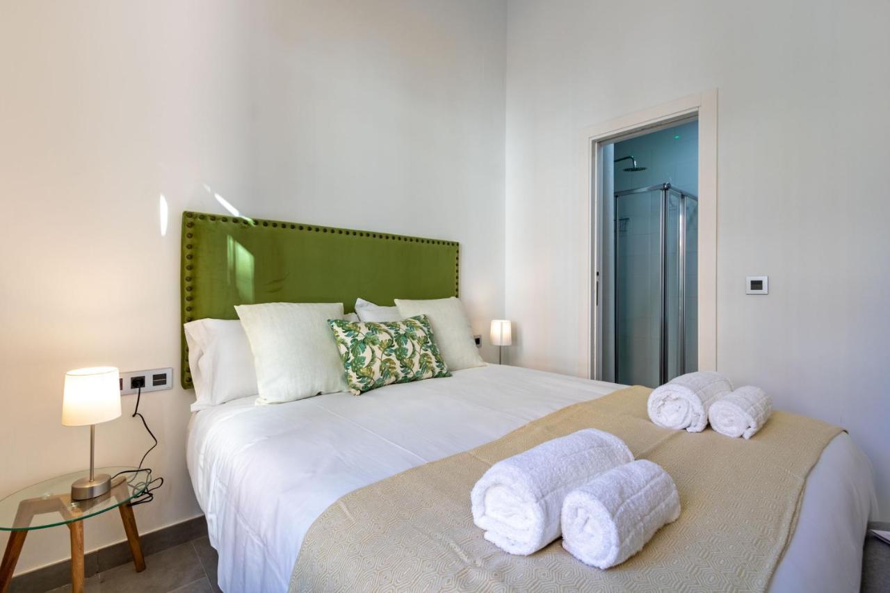 Nine O Clock San Agustin Apartment Seville Luaran gambar